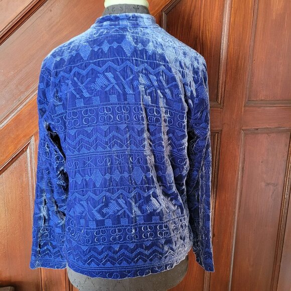 Vintage Chicos Blue Velvet Button-Up Jacket With Geometric Patterns Small - Picture 2 of 6